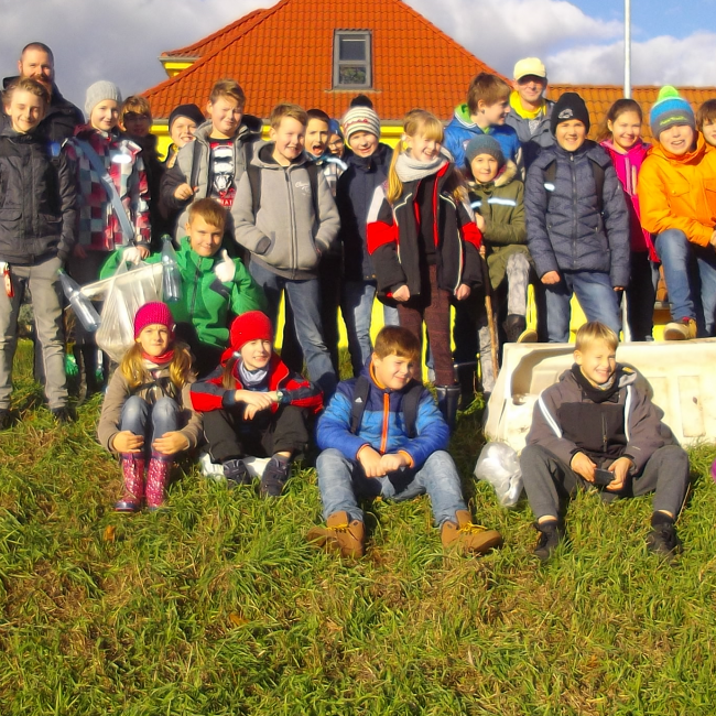 fileaK06t1.jpg