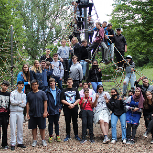 Gruppenfoto (2).png