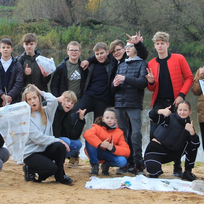 grupė.jpg