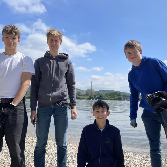 gruppenfoto.jpg
