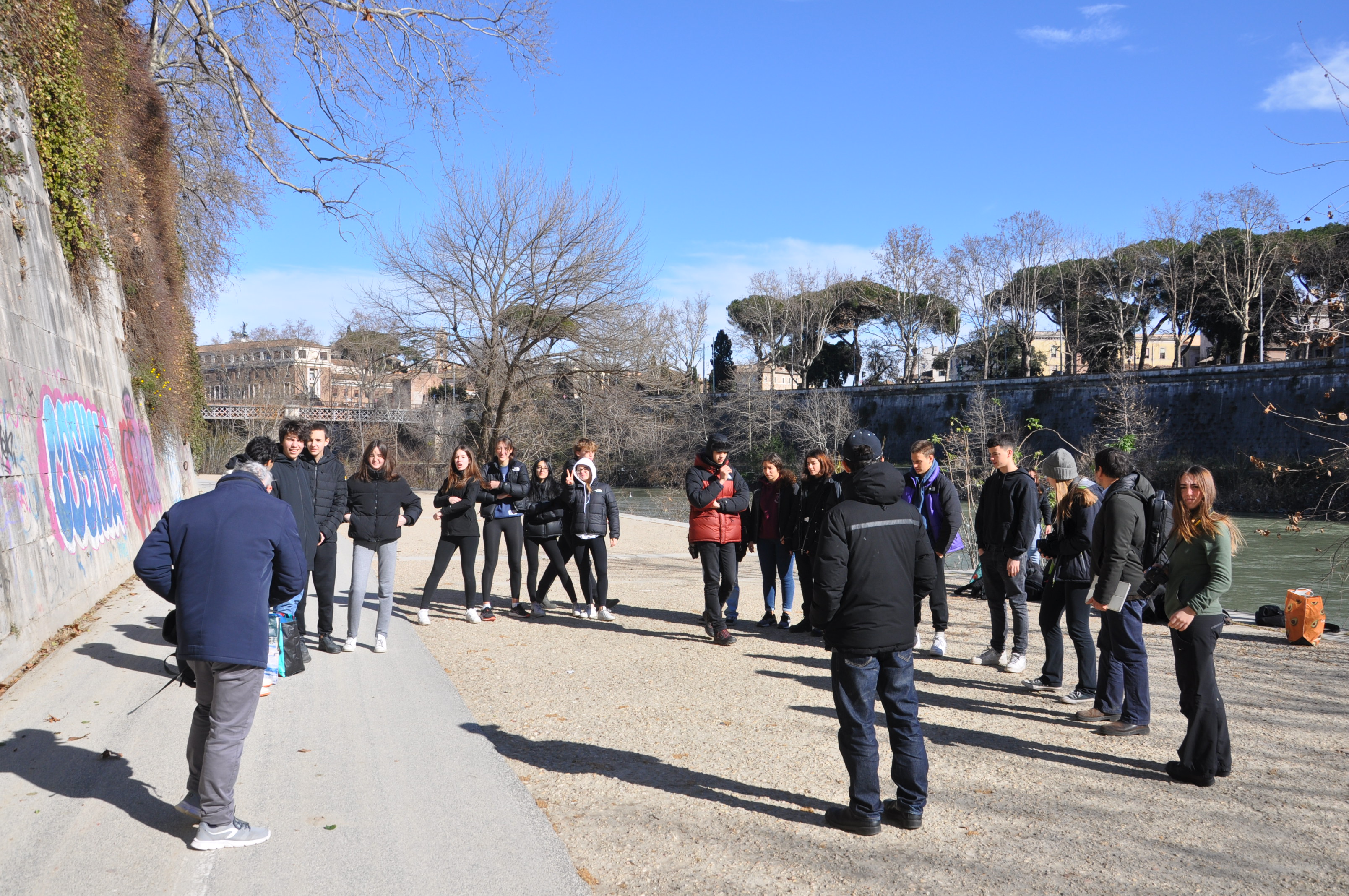 DSC_0957 immagine di gruppo 1C_0.JPG